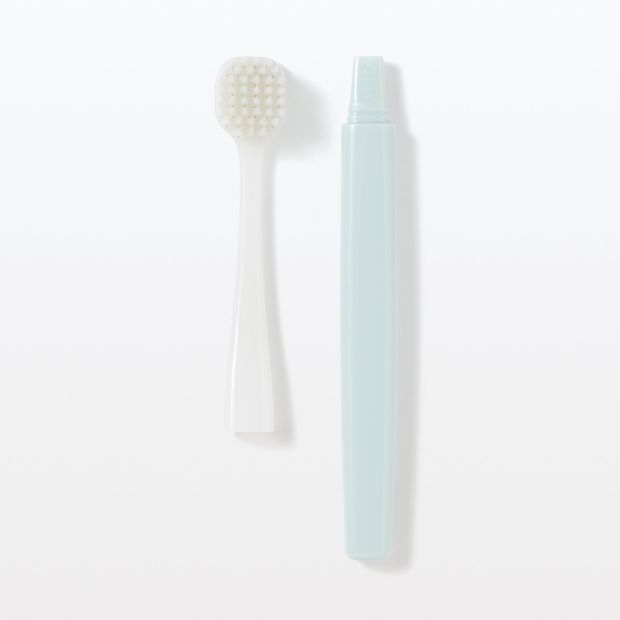 Replaceable Head Wide Medium Toothbrush - Blue