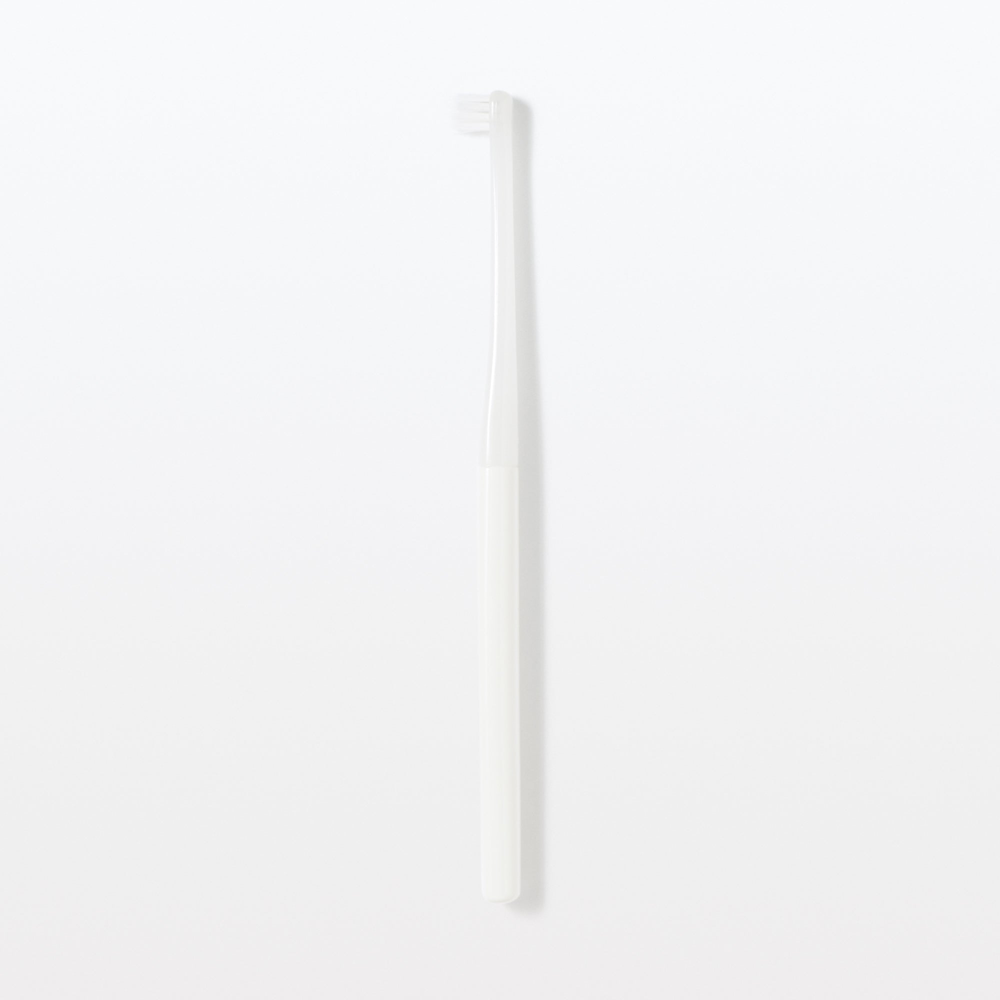 Replaceable Head Compact Medium Toothbrush - White