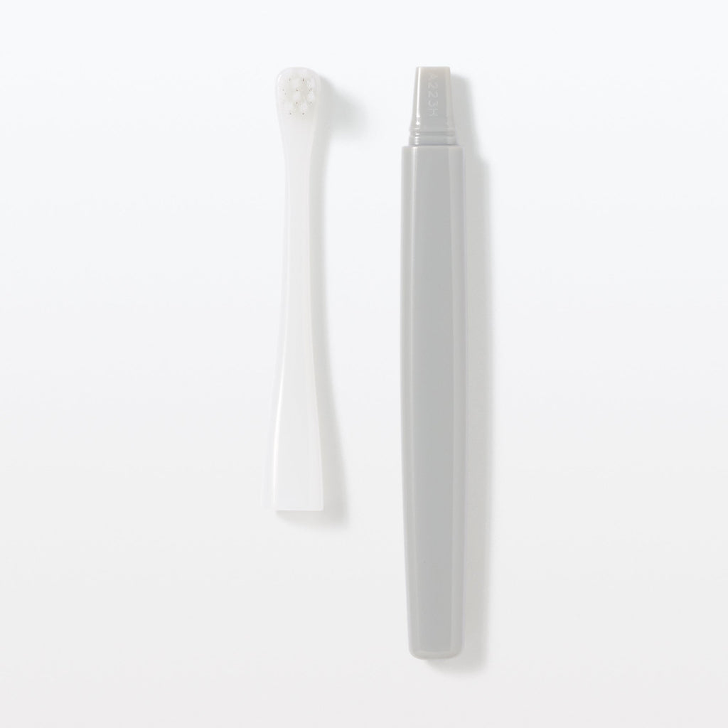 Replaceable Head Compact Medium Toothbrush - Gray
