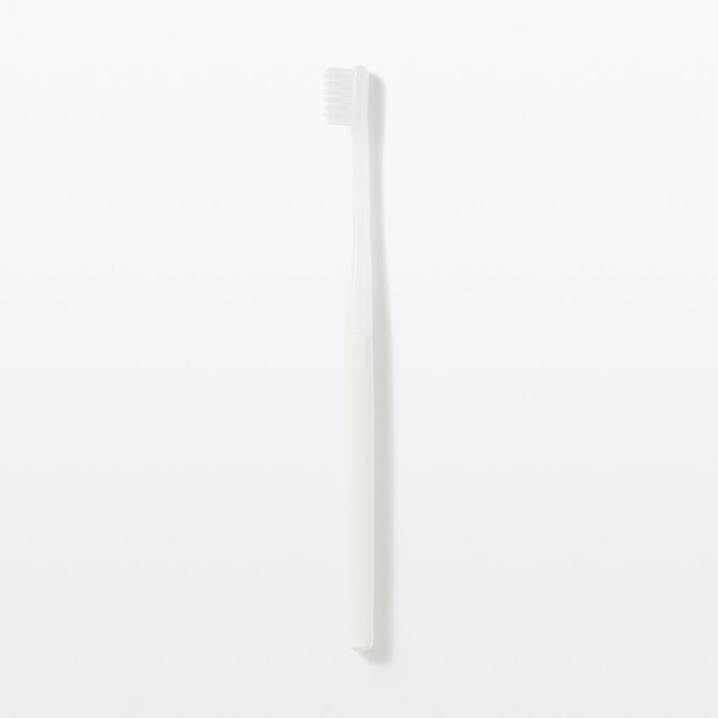 Replaceable Head Medium Toothbrush - White