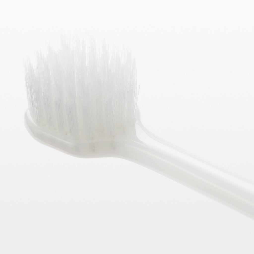 Replaceable Head Wide Medium Toothbrush - White