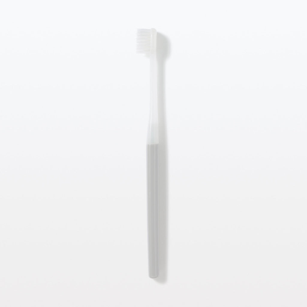 Replaceable Head Wide Medium Toothbrush - Gray