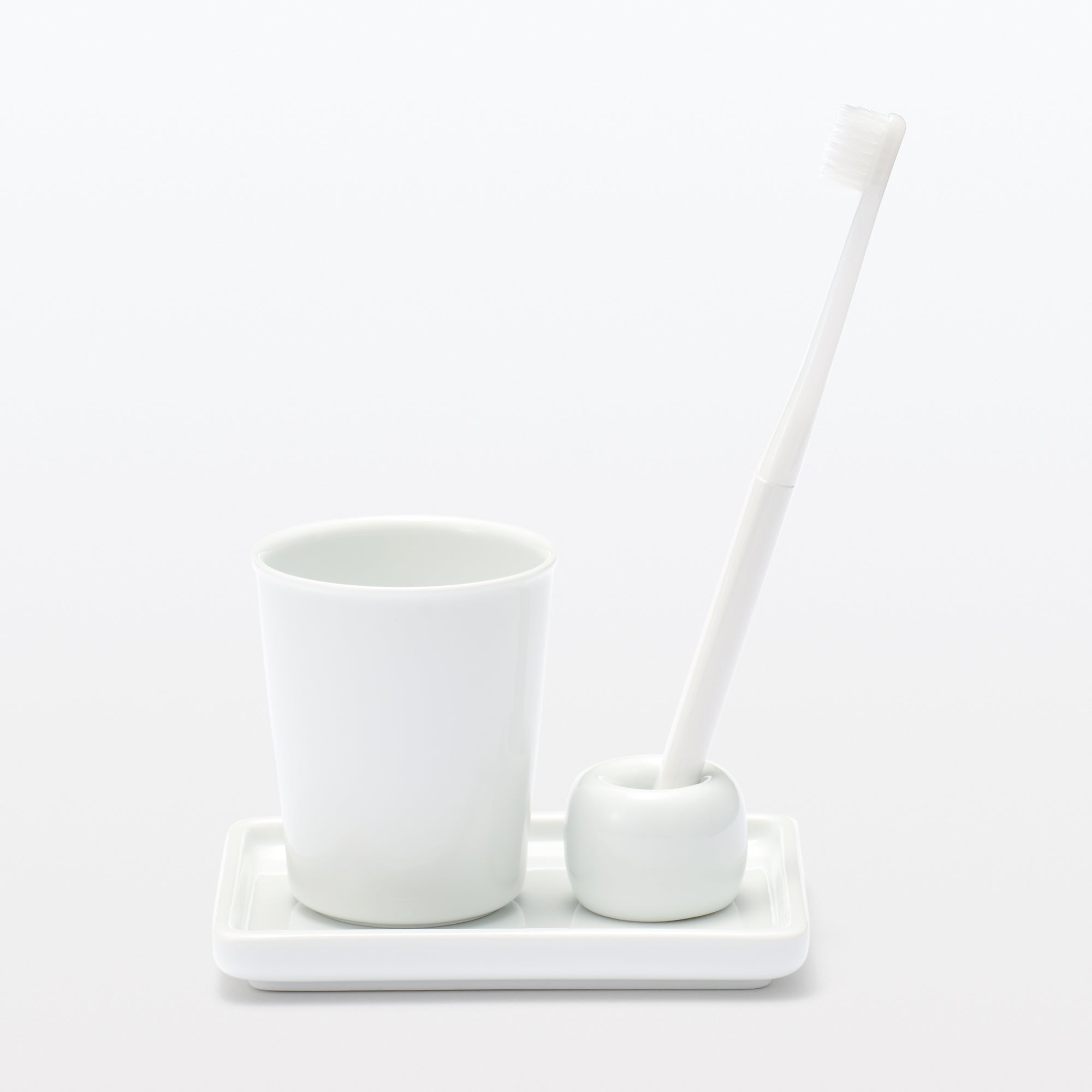 White Porcelain Gargle Cup