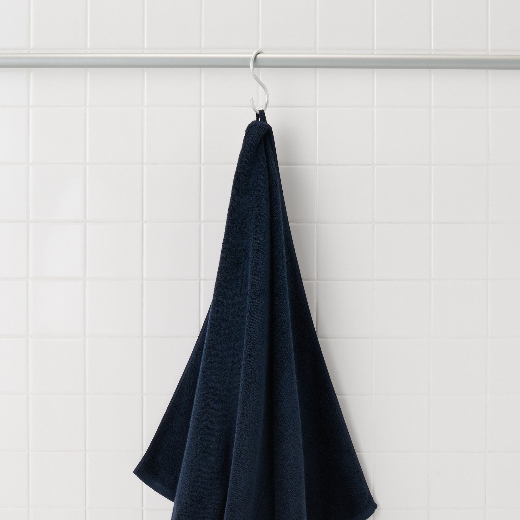 Twin Pile Bath Towel with Loop
