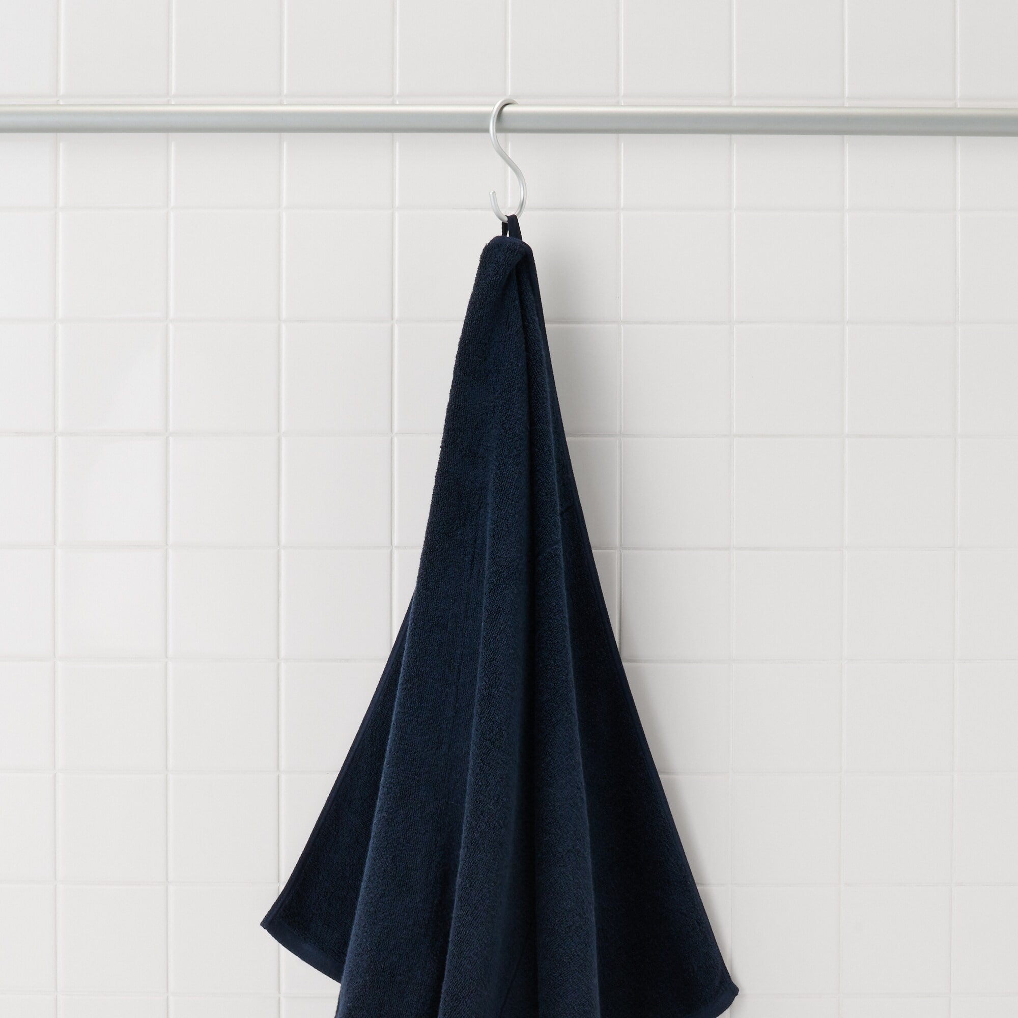Twin Pile Bath Towel with Loop